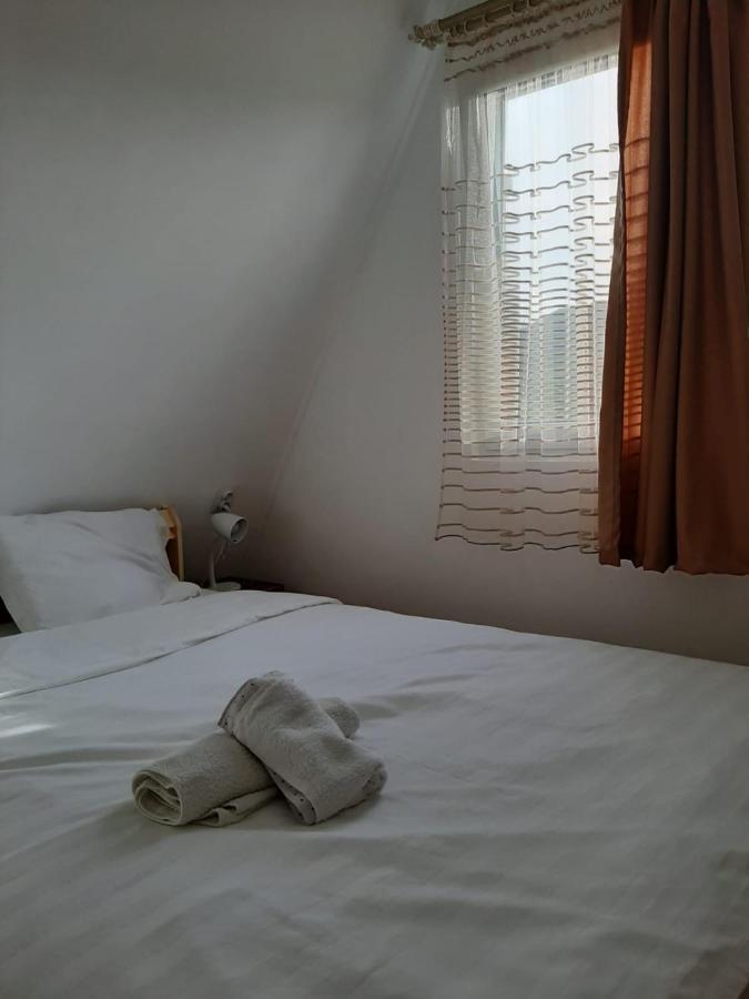 Cabana Din Livada Pucioasa 外观 照片